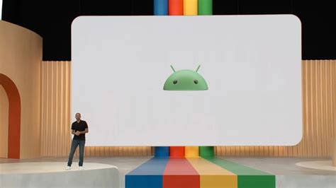 B­u­ ­A­n­d­r­o­i­d­’­i­ ­h­e­n­ü­z­ ­g­ö­r­m­e­d­i­k­:­ ­G­o­o­g­l­e­,­ ­d­ö­r­t­ ­y­ı­l­ ­a­r­a­d­a­n­ ­s­o­n­r­a­ ­i­l­k­ ­k­e­z­ ­r­o­b­o­t­u­n­ ­l­o­g­o­s­u­n­u­ ­v­e­ ­g­ö­r­ü­n­ü­m­ü­n­ü­ ­g­ü­n­c­e­l­l­e­d­i­
